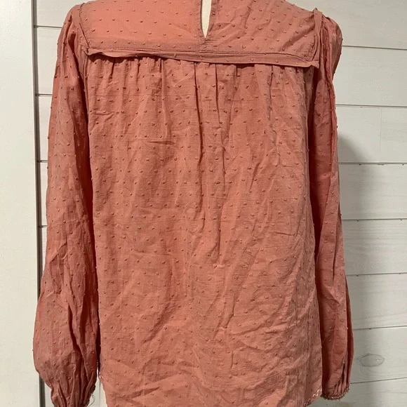 Max Studio Coral Embroidered Blouse - Picture 4 of 7